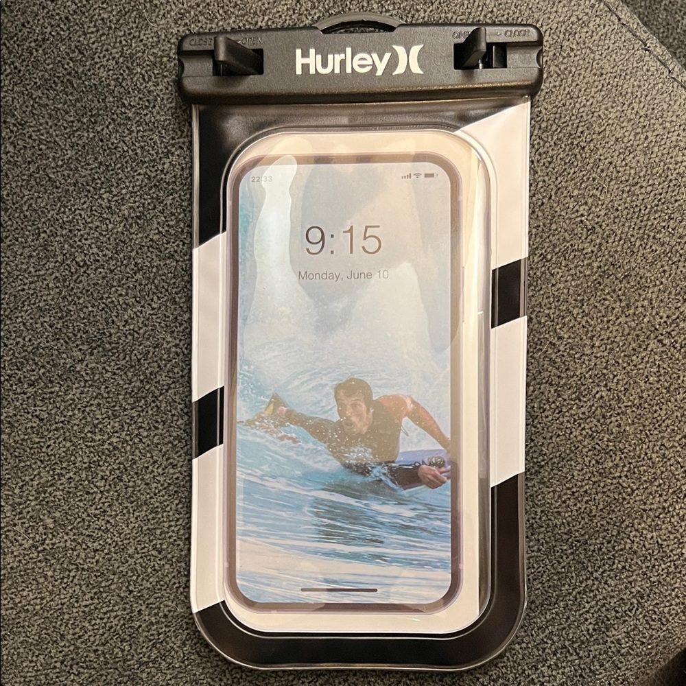 NWOT Hurley Black and White Waterproof Phone Case